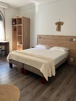 Гостиница Hotel Lutetia  Канны